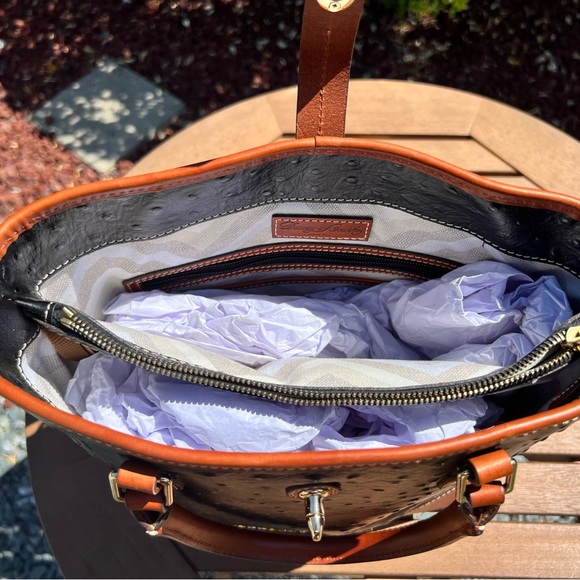 Dooney & Bourke Black and Tan Tote Bag - Picture 7 of 8